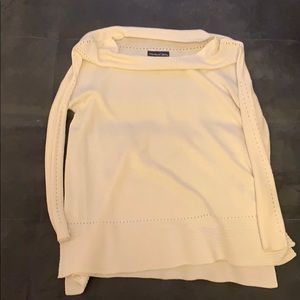 Scoop Neck white sweater